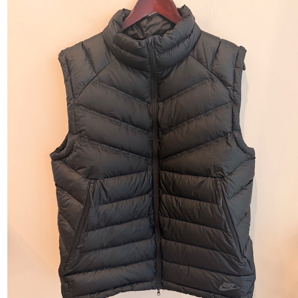 Nike Aeroloft Men Black Down Puffer Vest 800-Fill Running 863730-010‎ Size Large